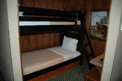 Holiday Inn Express Hotel & Suites at Bass Pro - Kids' Suite