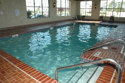 Holiday Inn Express Hotel & Suites at Bass Pro - Pool