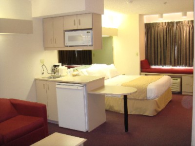 Microtel Inn & Suites BWI Airport - Suite Room