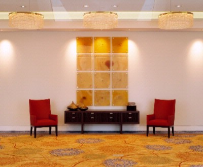 Schaumburg Renaissance - Need A Spot To Decompress Make A Call Or Have A Quiet Conversation? There Are Many Areas Nestled Throughout Our Meeting Areas.