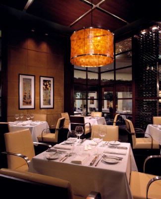 Schaumburg Renaissance - Sam & Harry's Steakhouse Is Famous For Usda Prime Center-cut Steaks And Its Fresh Seafood That Is Flown In Daily.