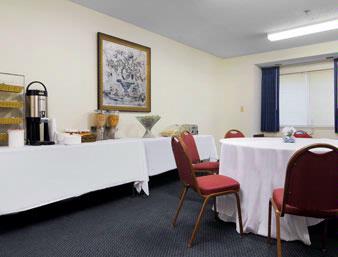 Microtel Inn Atlanta Airport - 