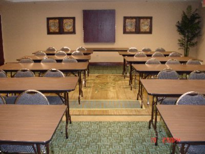Holiday Inn Express - Meeting Room