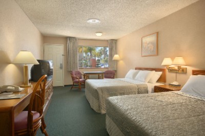 Days Inn Harbor View - 
