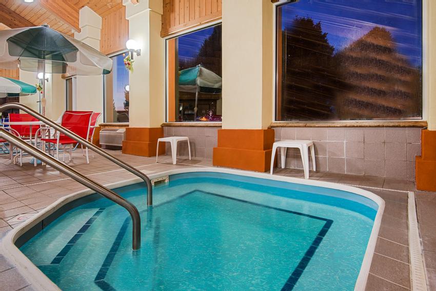 Baymont Inn & Suites - 
