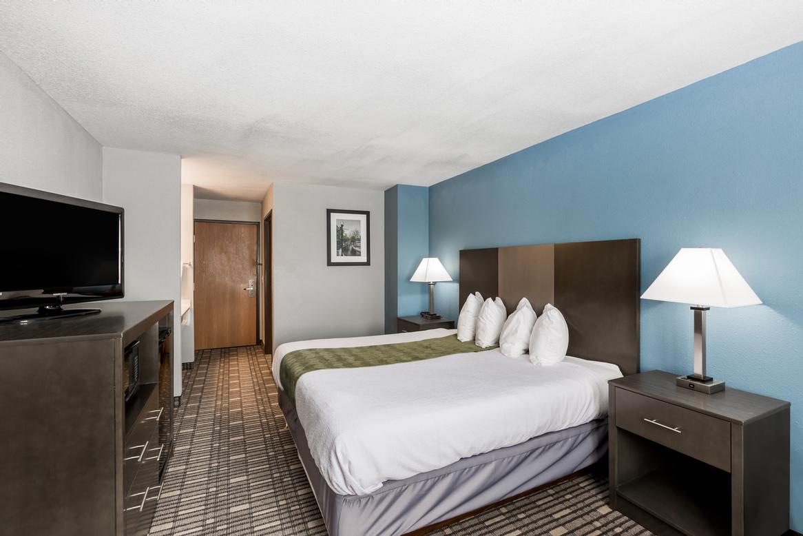 Baymont Inn & Suites - 