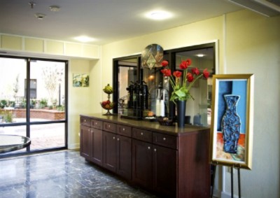 Castleberry Inn & Suites - Free Coffee