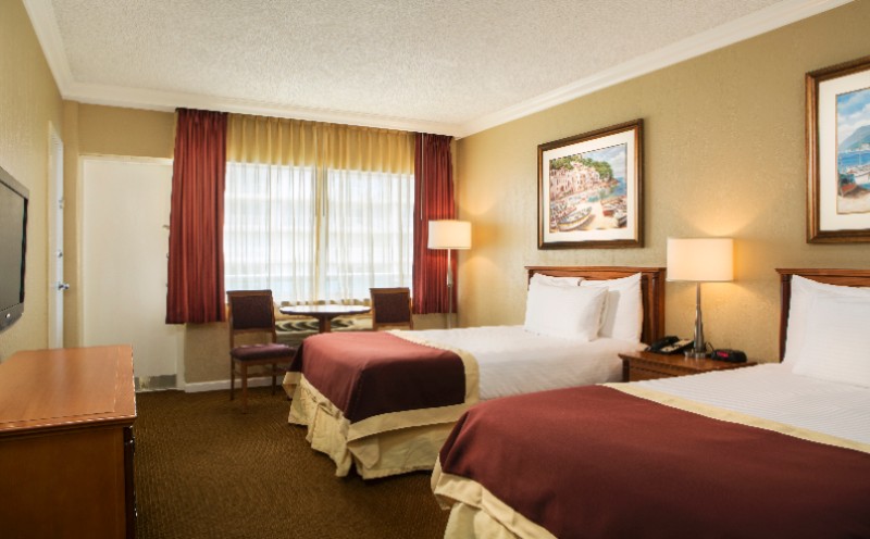 Ocean Sky Hotel & Resort - 