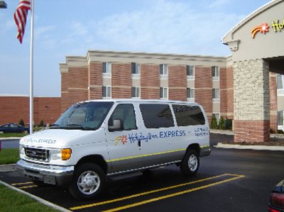 Holiday Inn Express Hotel & Suites - Free Shuttle Within 5 Miles!