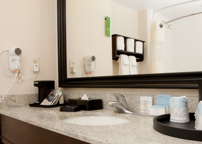 Hampton Inn - 
