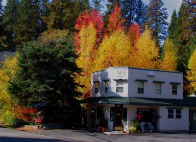 Outside Inn - 