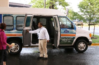 Hampton Inn & Suites Alexandria Old Town Area - Free 24 Hour Shuttle Service