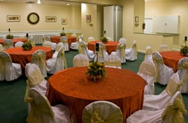 Vacation Inn & Suites - 