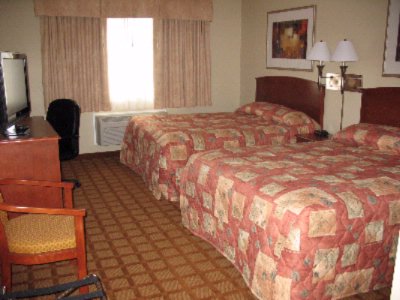 Abbotsford Super 8 Motel - Queen Beds Or A King Bed Fridge & Microwave 32