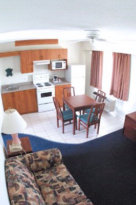 Abbotsford Super 8 Motel - Motel Kitchen Suite ( With One Queen Bed In Sep Bedrm) Hide-a-bed In Living Room.
