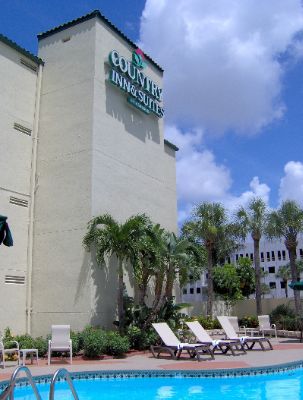 Country Inn & Suites Kendall - 