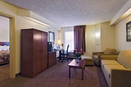 Airport / Expo Sleep Inn & Suites - King Suite