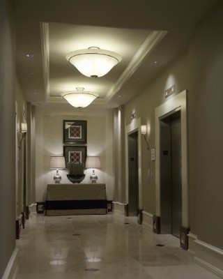 Sheraton Overland Park Hotel - Elevator Lobby