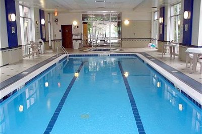 Radisson Piscataway - Pool