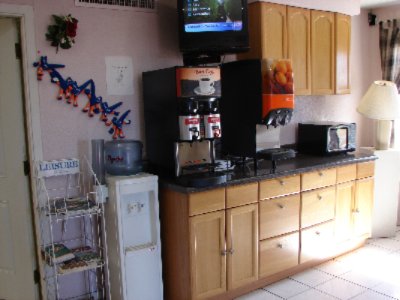 Americas Best Value Inn & Suites - 