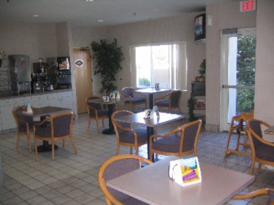 Sleep Inn Flagstaff - The Large Breakfast Area So The Entire Family Can Sit Down And Enjoy The Continental Breakfast.