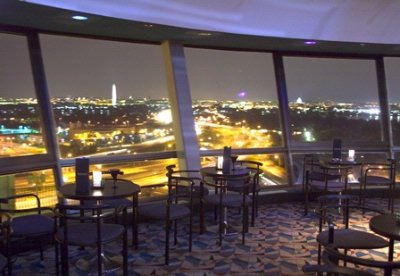 Doubletree Hotel Crystal City - Famous Skydome Bar And Lounge