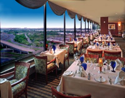 Doubletree Hotel Crystal City - Windows Over Washington Fine Dinning Restaurant