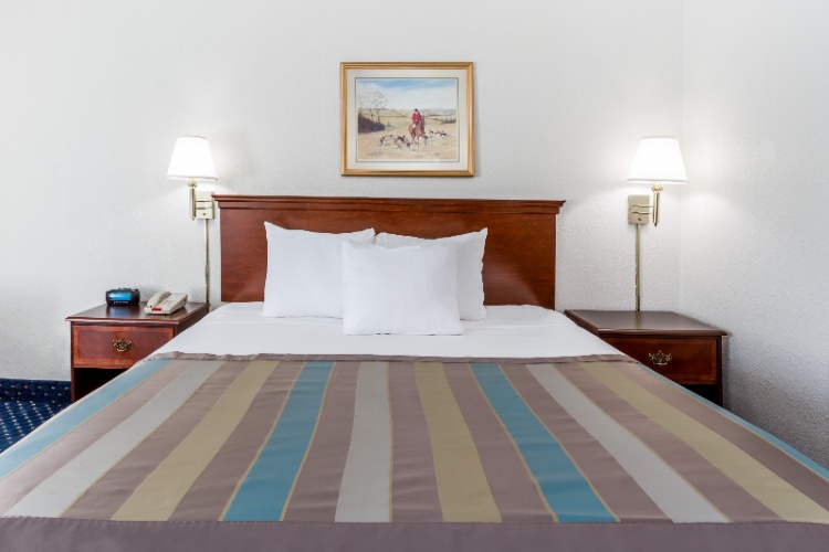 Baymont Inn & Suites - 