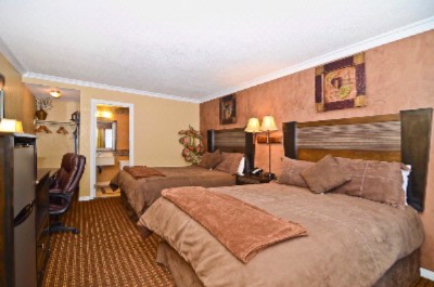 Santa Clarita Motel - 