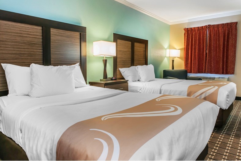 Quality Inn - Room With 2 Double Beds