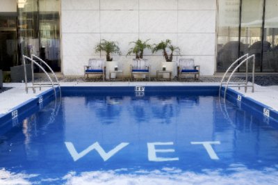 W New Orleans Hotel - 