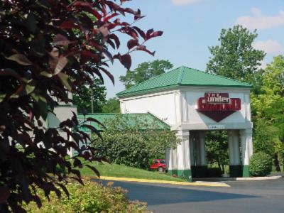 Holiday Inn Richmond In - Hello From The Underground Restaurant