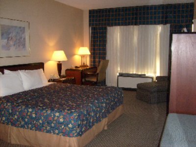 Clarion Hotel & Conference Center - Non-smoking King Room