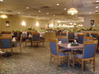 Clarion Hotel & Conference Center - Restaurant