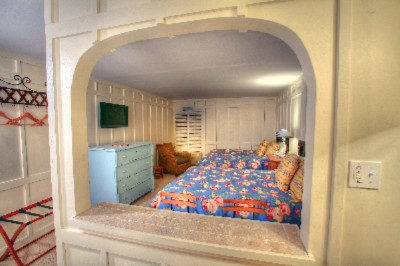Saint Simons Inn by The Lighthouse - 