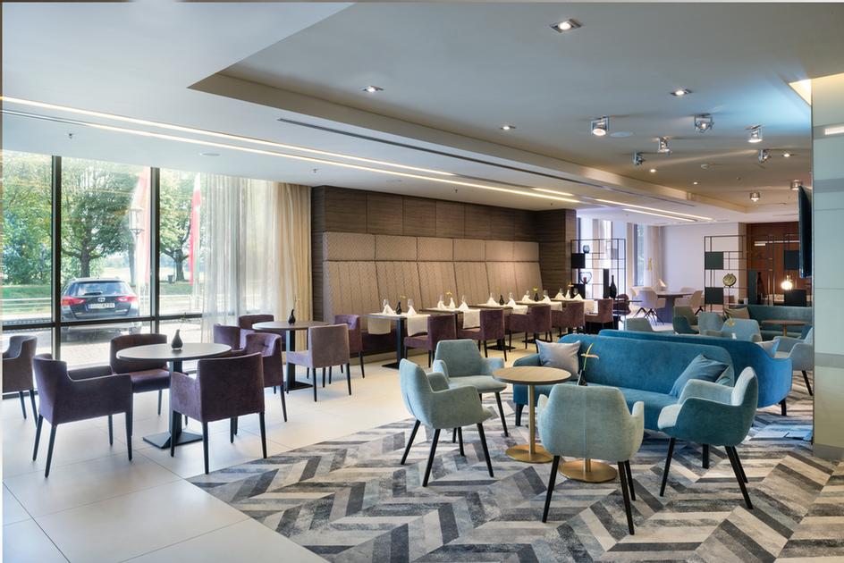 Swissôtel Düsseldorf / Neuss - Riverbar & Bistro