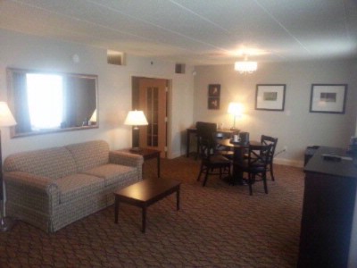 Holiday Inn Express Hotel & Suites Concordville - King Suite Parlor (french Doors Open Into King Bedroom)