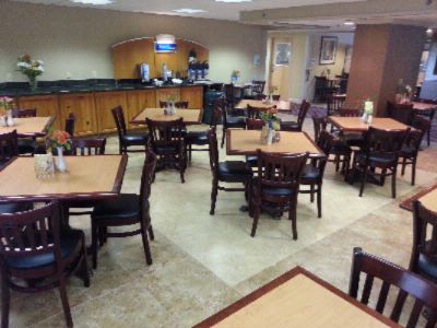 Holiday Inn Express Hotel & Suites Concordville - Breakfast Area