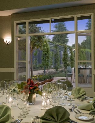 Banquet Facing Gardens