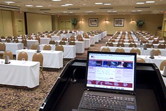 Holiday Inn Select Orlando International Airport - 