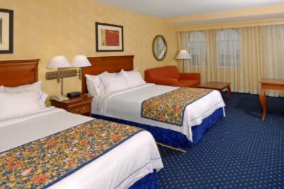Courtyard by Marriott Downtown Norfolk - 