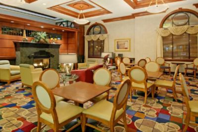 Courtyard by Marriott Downtown Norfolk - 