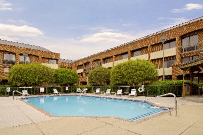 Comfort Suites Outdoor Pool