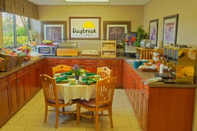 Days Inn Ft. Lauderdale Hollywood Airport South - Complimentary Breakfast Area