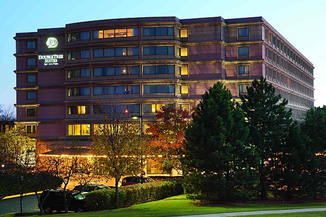 Doubletree Guest Suites & Conference Center - Doubletree Guest Suites Downers Grove