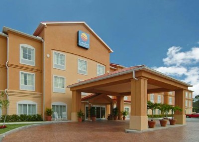 Image of Comfort Inn & Suites Airport