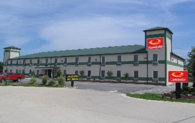 Econo Lodge Inn & Suites