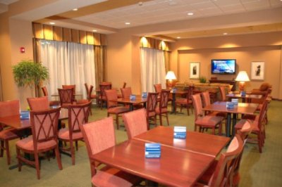 Join Family And Friends In The Lobby For Breakfast Or Just To Visit. For Our Business Guests Feel Free To Use Our Complimentary High Speed Internet Access.