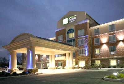 Holiday Inn Express Hotel & Suites - Mason