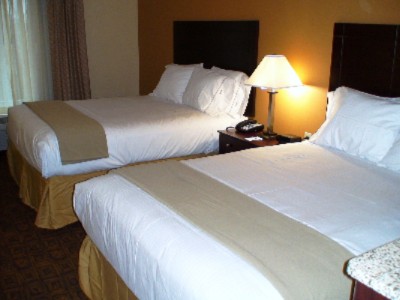 Two Queen Size Bed Room